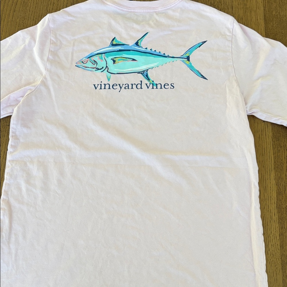 Vineyard Vines White Tee with Aqua Fish Graphic medium